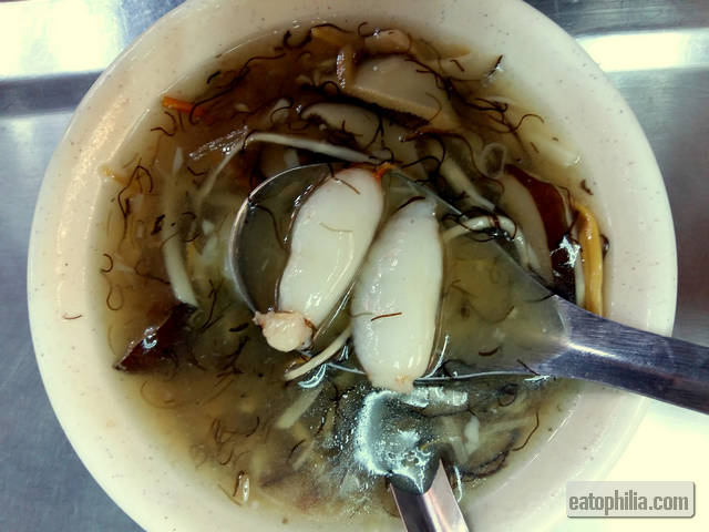 Crab Meat Soup at Keelung Miaokou Street Market