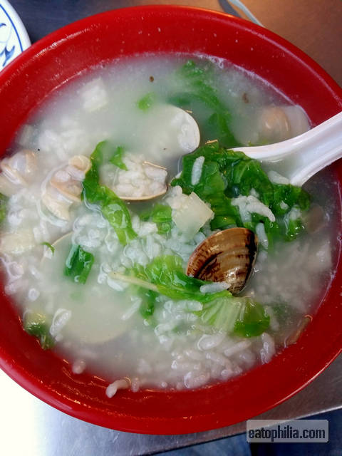 Luodong Nightmarket's clam porridge