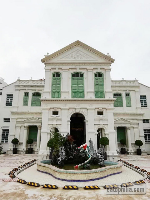 Dragon fountain The Edison Penang